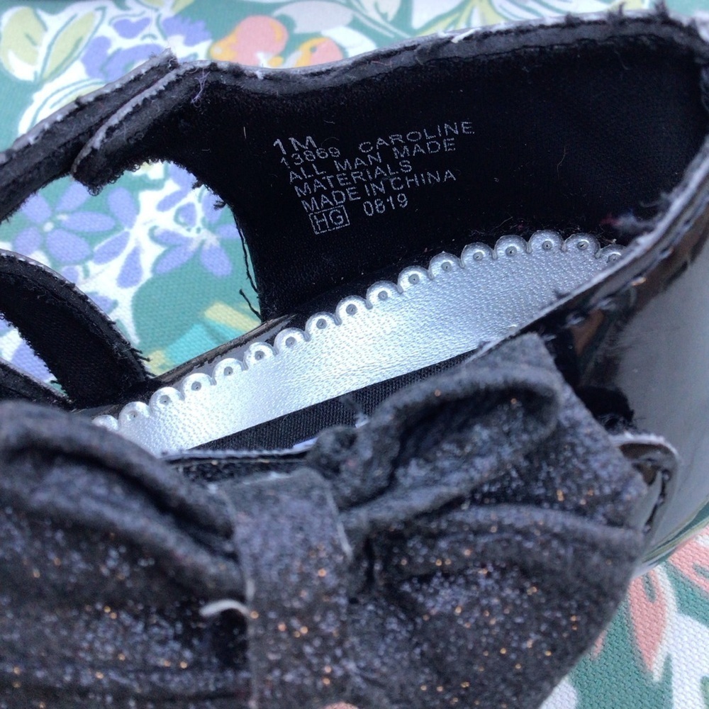 Rachel Shoes Velco Slip on Shoe - Size Big Girls 1 Black - Picture 4 of 9
